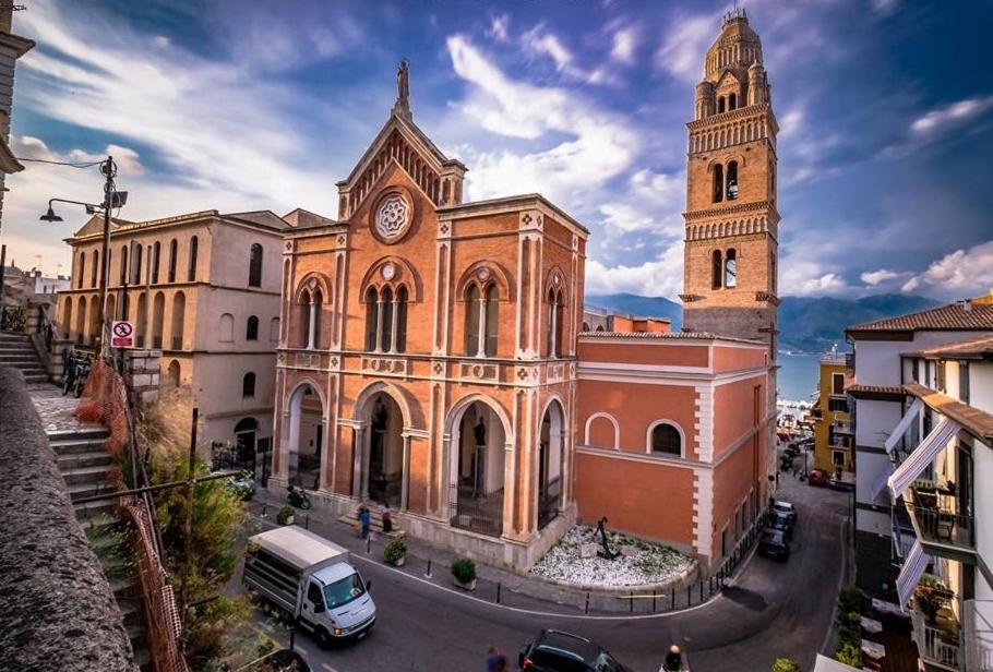 Oltre Il Mare Guest House Гаета Екстер'єр фото