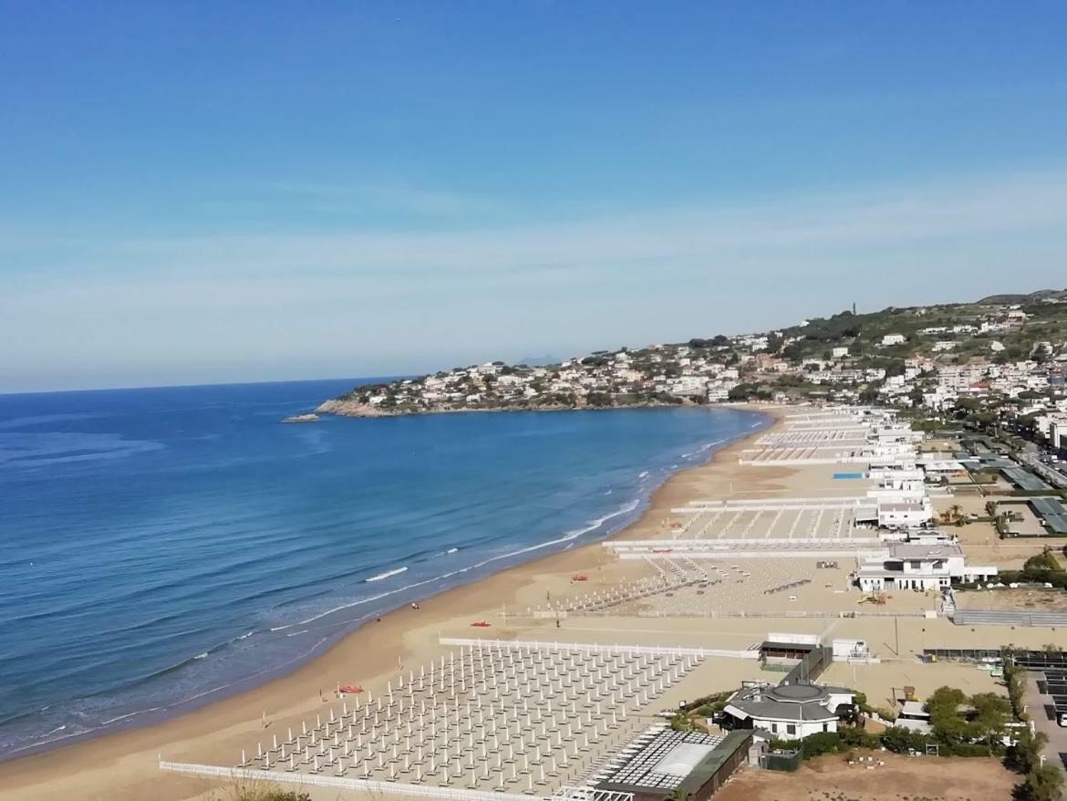 Oltre Il Mare Guest House Гаета Екстер'єр фото