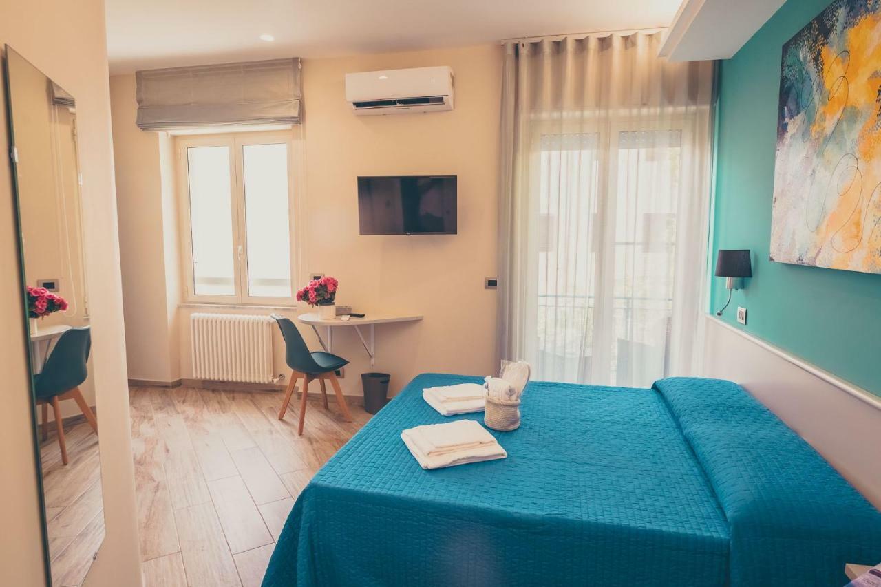 Oltre Il Mare Guest House Гаета Екстер'єр фото